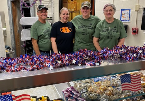 Ridgewood Middle School Veterans Breakfast Staff